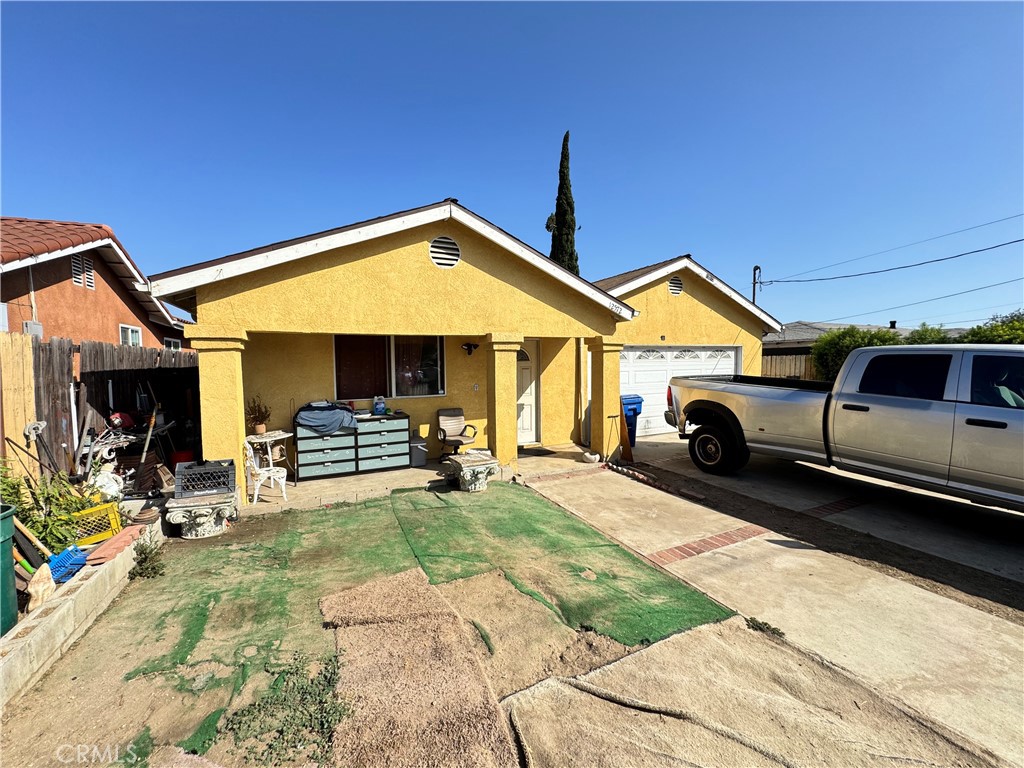 A property available for sale at 12572 Bromwich Street, Pacoima, CA 91331.