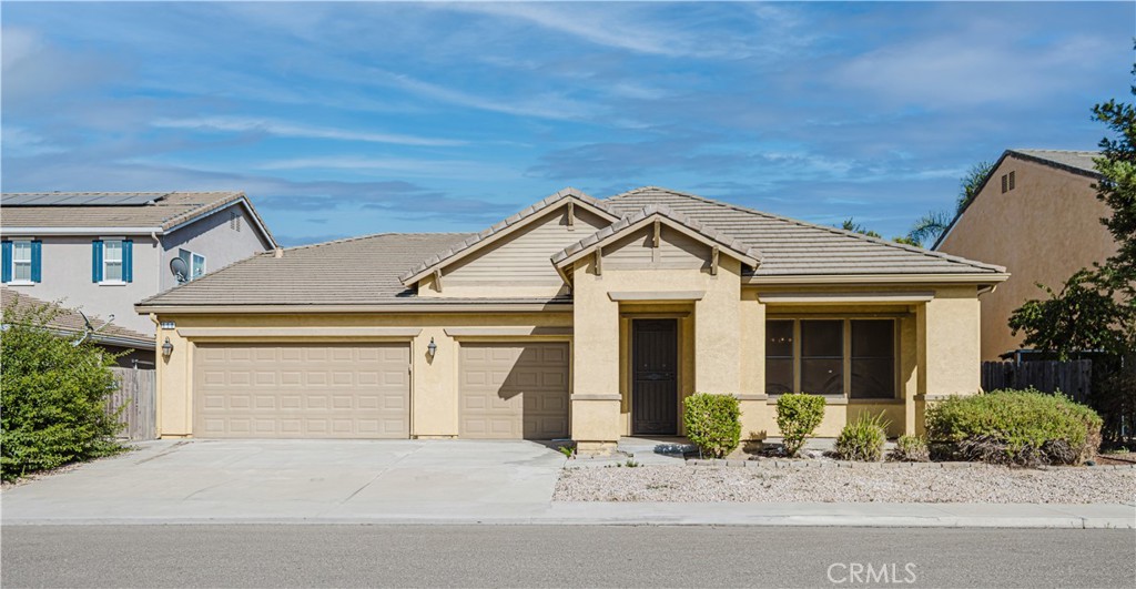 A property available for sale at 650 Cedar Mountain Drive, Newman, CA 95360.