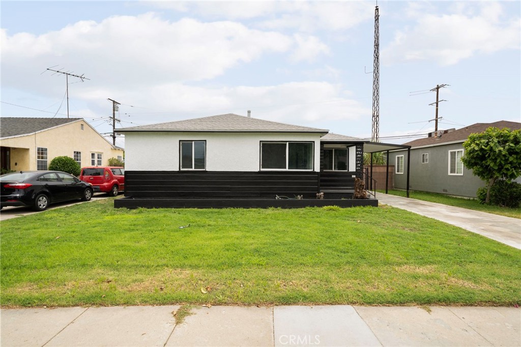 A property available for sale at 4239 Brewster Avenue, Lynwood, CA 90262.