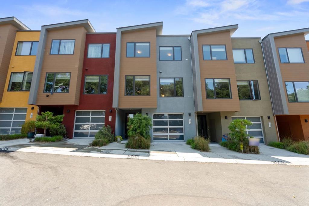 A property available for sale at 304 Thomas Terrace, Scotts Valley, CA 95066.