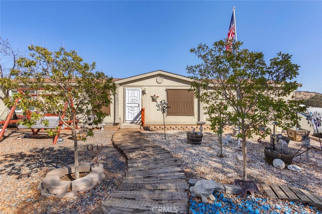A property available for sale at 9700 Paraje Way, La Grange, CA 95329.
