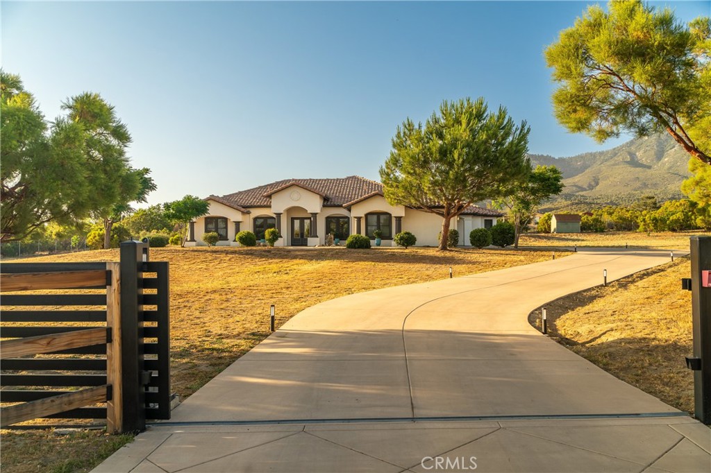 A property available for sale at 54774 Bautista Road, Anza, CA 92539.