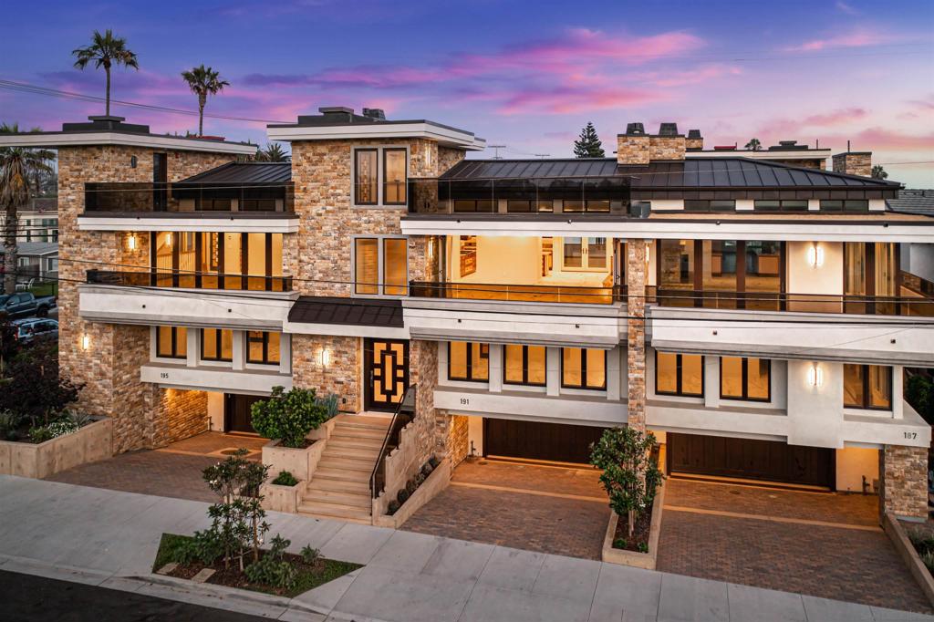 A property available for sale at 187 Cherry Ave, Carlsbad, CA 92008.