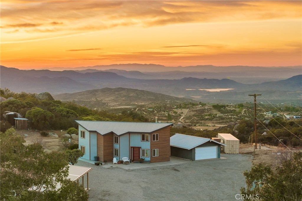 A property available for sale at 49780 Windsong Way, Aguanga, CA 92536.