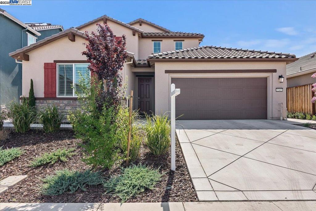 A property available for sale at 5345 Clauzetto Way, Antioch, CA 94531.