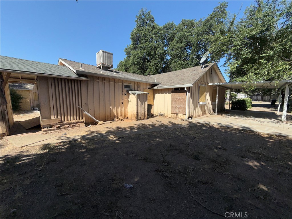 A property available for sale at 2915 Lanning Avenue, Redding, CA 96001.