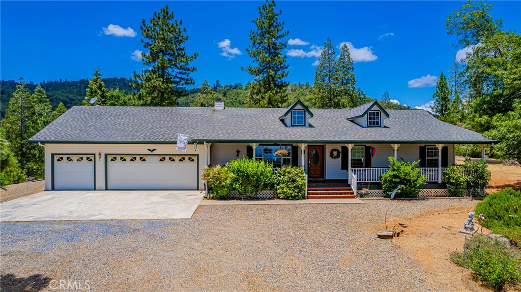 A property available for sale at 53235 Finegold Creek Court, North Fork, CA 93643.