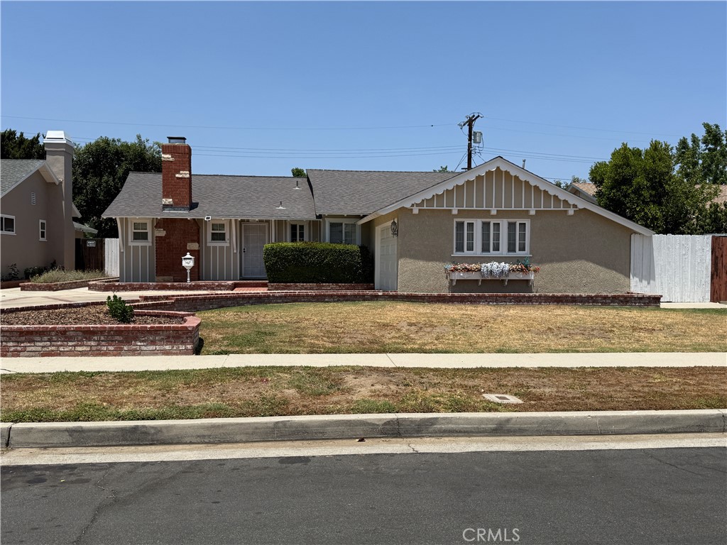 A property available for sale at 21045 Hemmingway Street, Canoga Park, CA 91304.