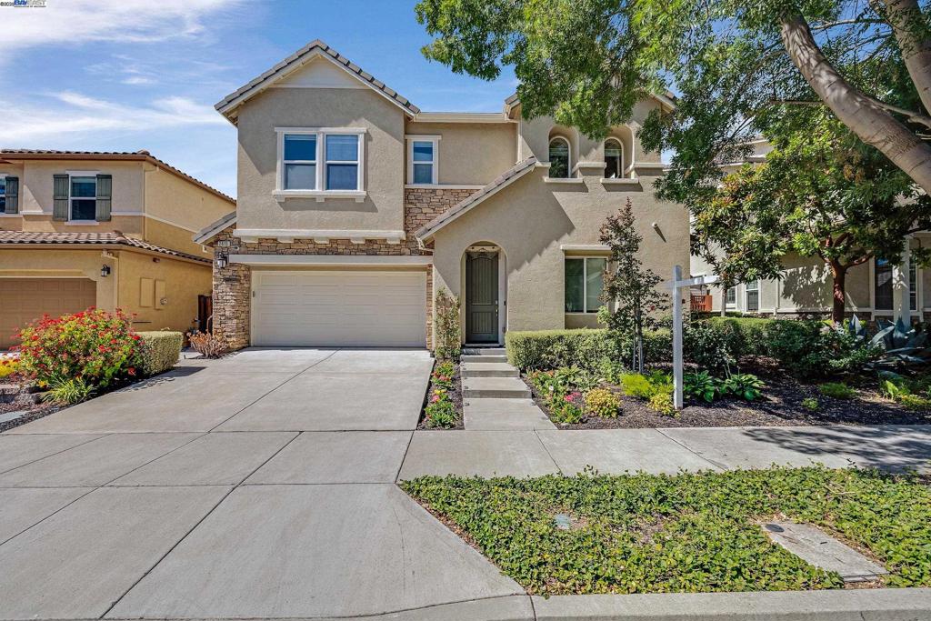 A property available for sale at 2615 Bassetts Way, Dublin, CA 94568.