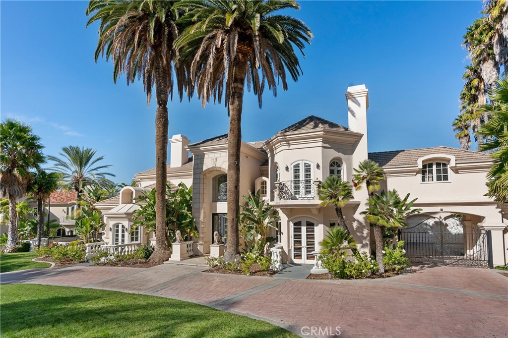 A property available for sale at 5081 E Copa De Oro Drive, Anaheim, CA 92807.