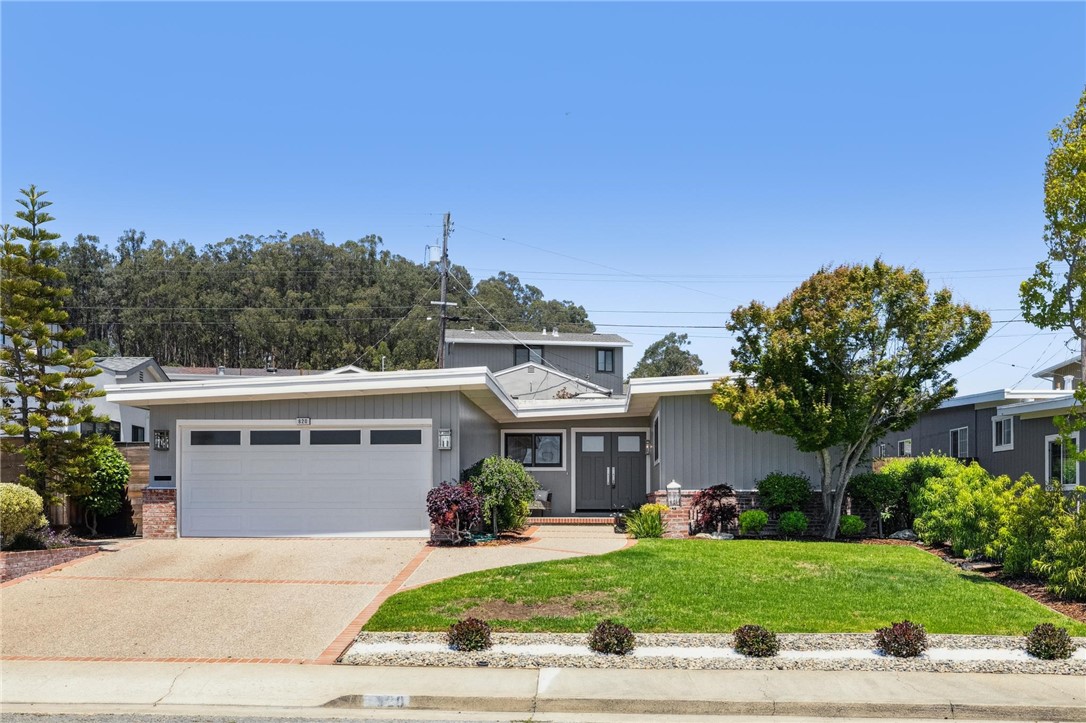 A property available for sale at 820 Robin Lane, Millbrae, CA 94030.