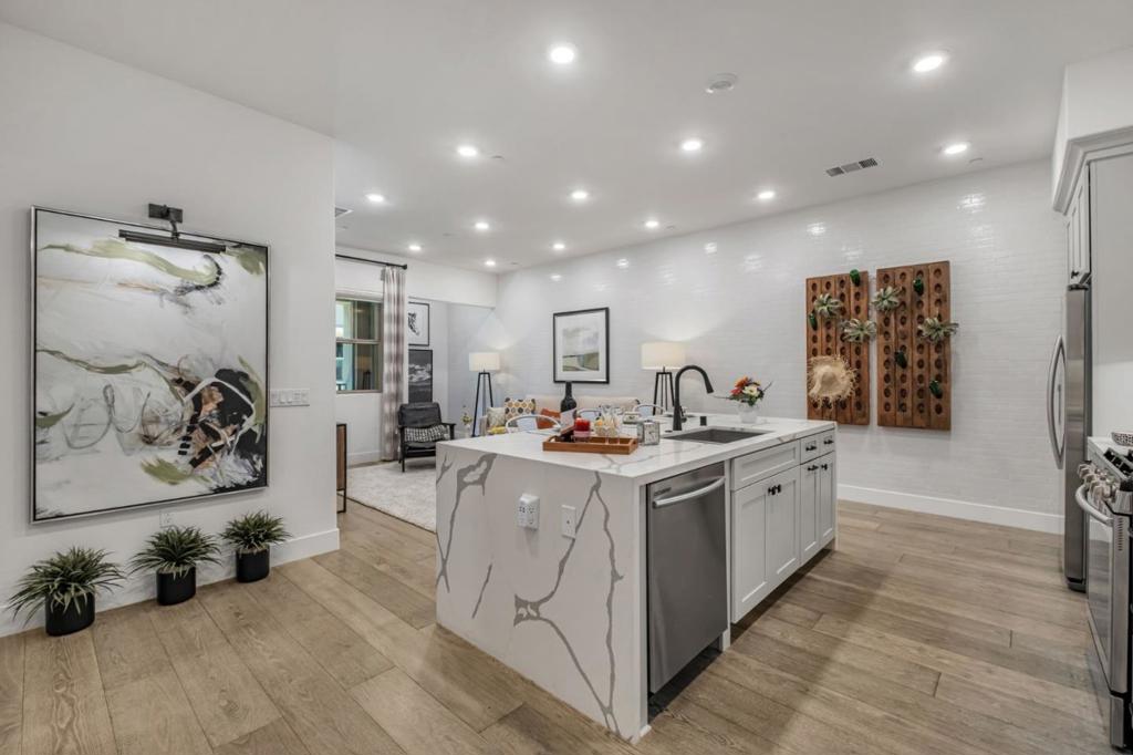 A property available for sale at 1000 Berryessa Lane 211, Davis, CA 95616.