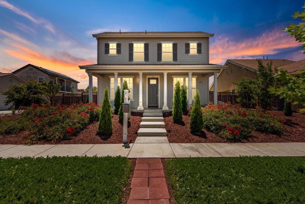 A property available for sale at 655 Lewis Street, King City, CA 93930.