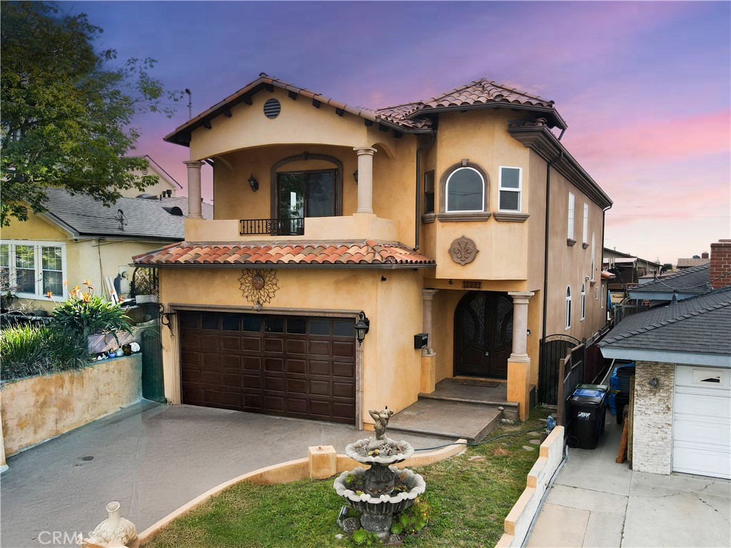 A property available for sale at 4622 W 131st Street, Hawthorne, CA 90250.