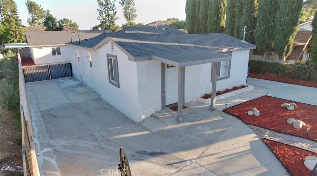 A property available for sale at 9611 Monte Vista St., Alta Loma, CA 91701.