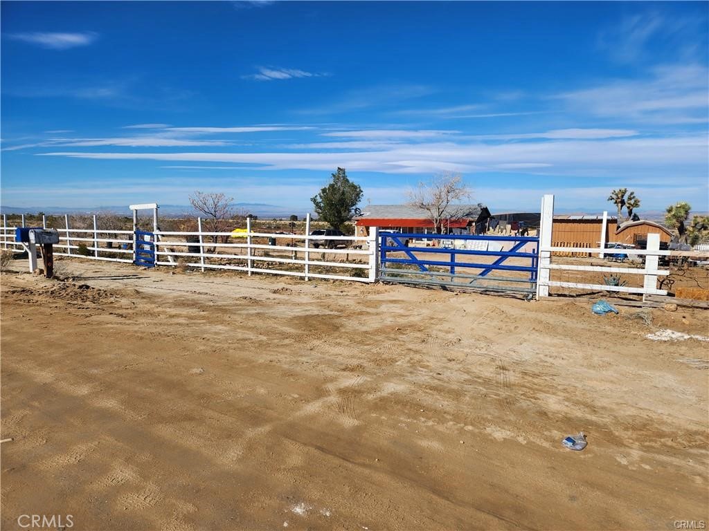 A property available for sale at 17075 Fort Tejon Road, Llano, CA 93544.