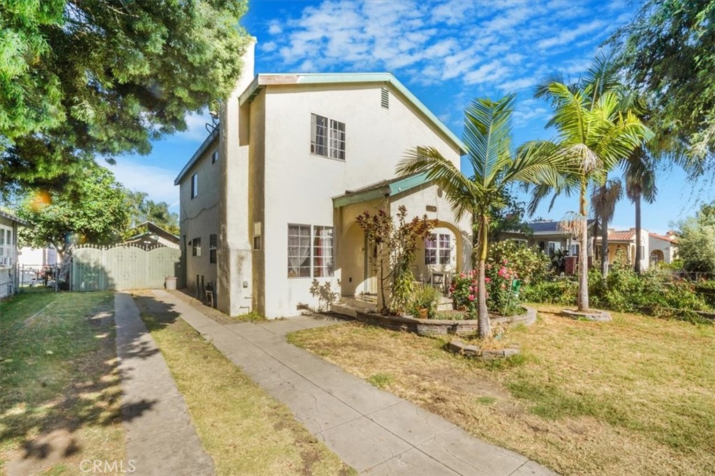 A property available for sale at 6606 Marconi Street, Huntington Park, CA 90255.
