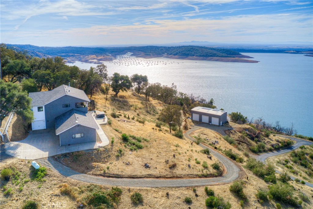 A property available for sale at 68 Bobcat Saddle, Oroville, CA 95966.