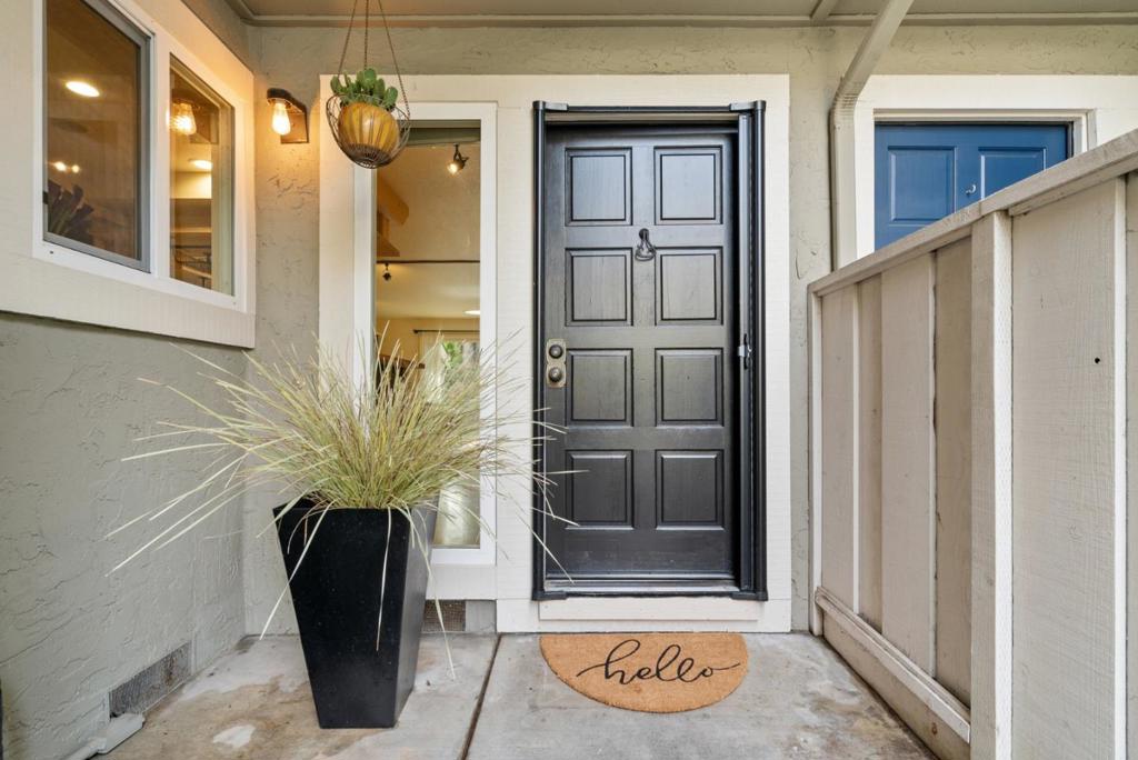 A property available for sale at 2878 Lindsay Lane, Soquel, CA 95073.