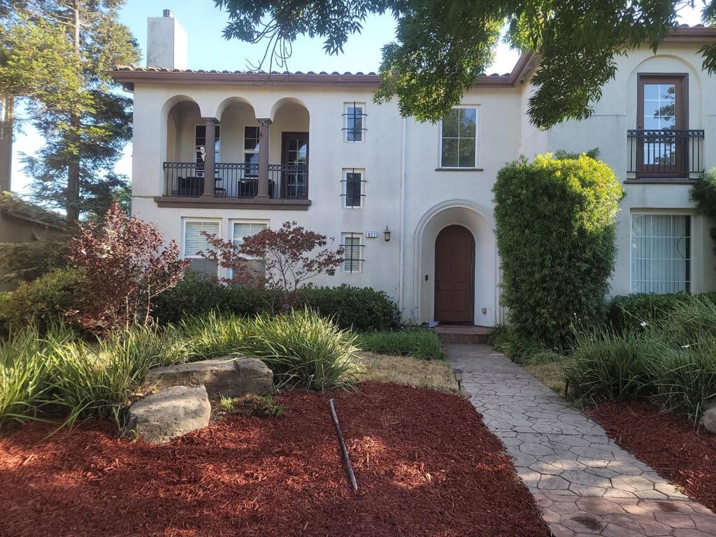A property available for sale at 627 Oates Avenue, King City, CA 93930.