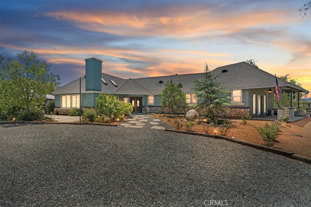 A property available for sale at 18999 Yellow Brick Road, Perris, CA 92570.