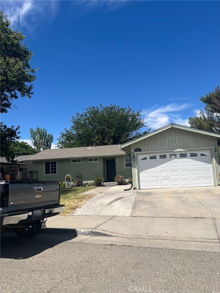 A property available for sale at 1920 Carol Avenue, Dos Palos, CA 93620.