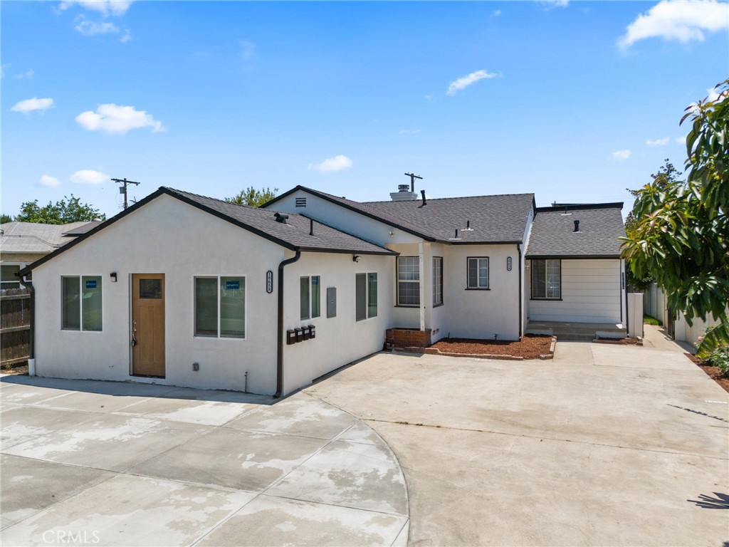 A property available for sale at 18656 Runnymede Street, Reseda, CA 91335.