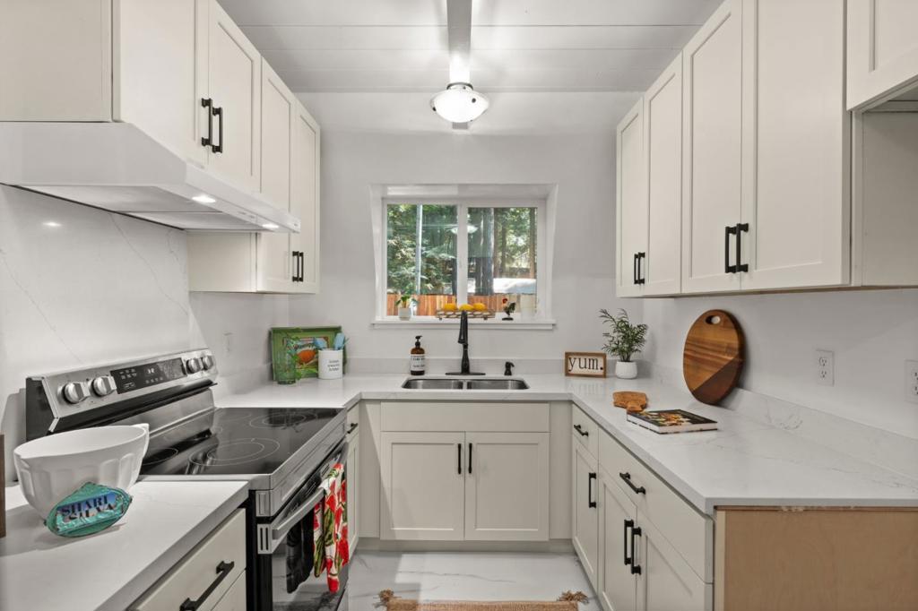 A property available for sale at 1666 Creek Drive, Felton, CA 95018.